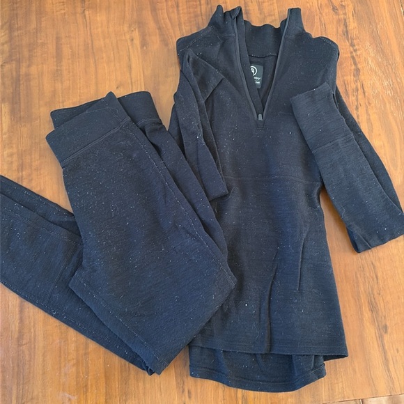 Backcountry Merino Wool base layer set pants & long sleeve half zip top - Picture 1 of 6